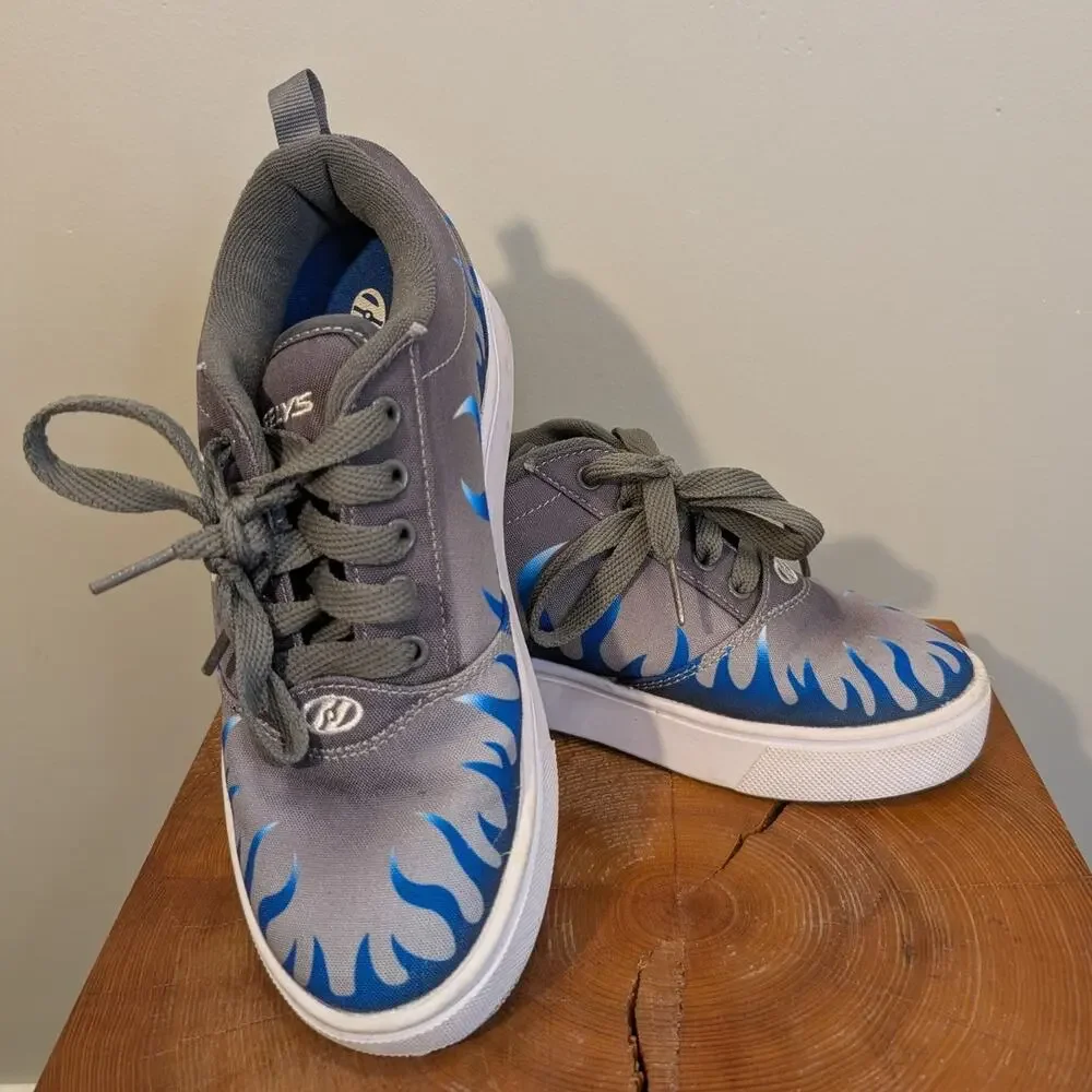 Heelys Pro 20 Prints Skate Shoes Gray/Blue Flames - Size 4Y